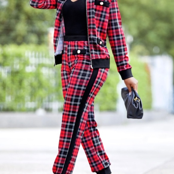 Suit Set - Picture 4 of 6